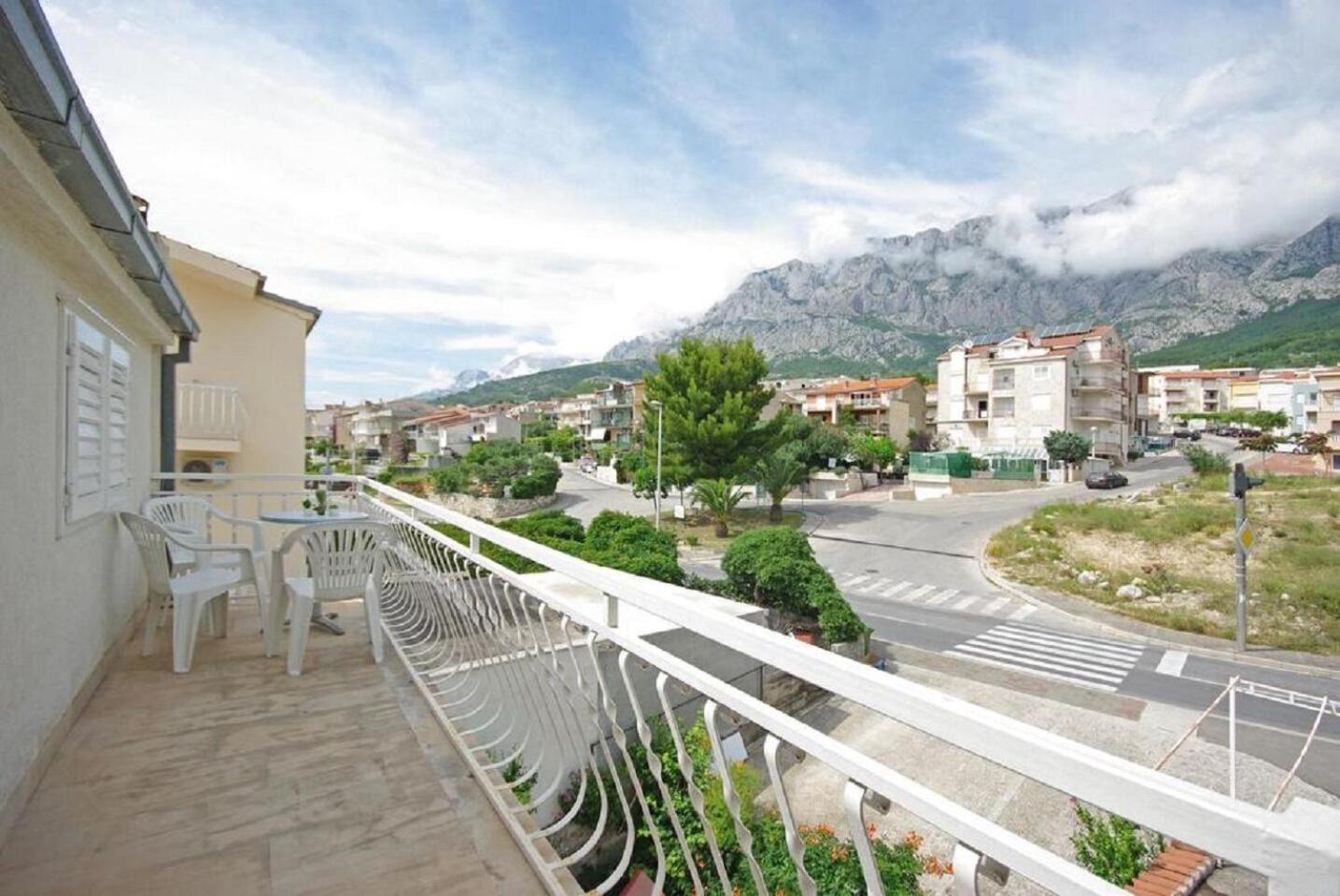 Apartments Mila Makarska Exterior foto